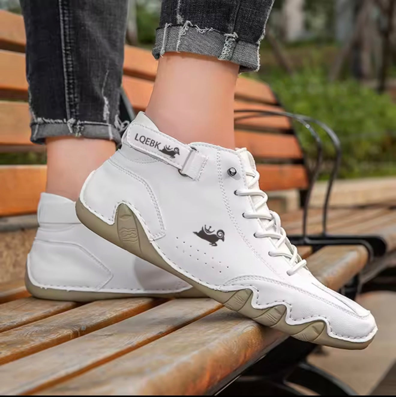 New Mens and Womens Sneekers